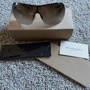 Burberry Sunglasses